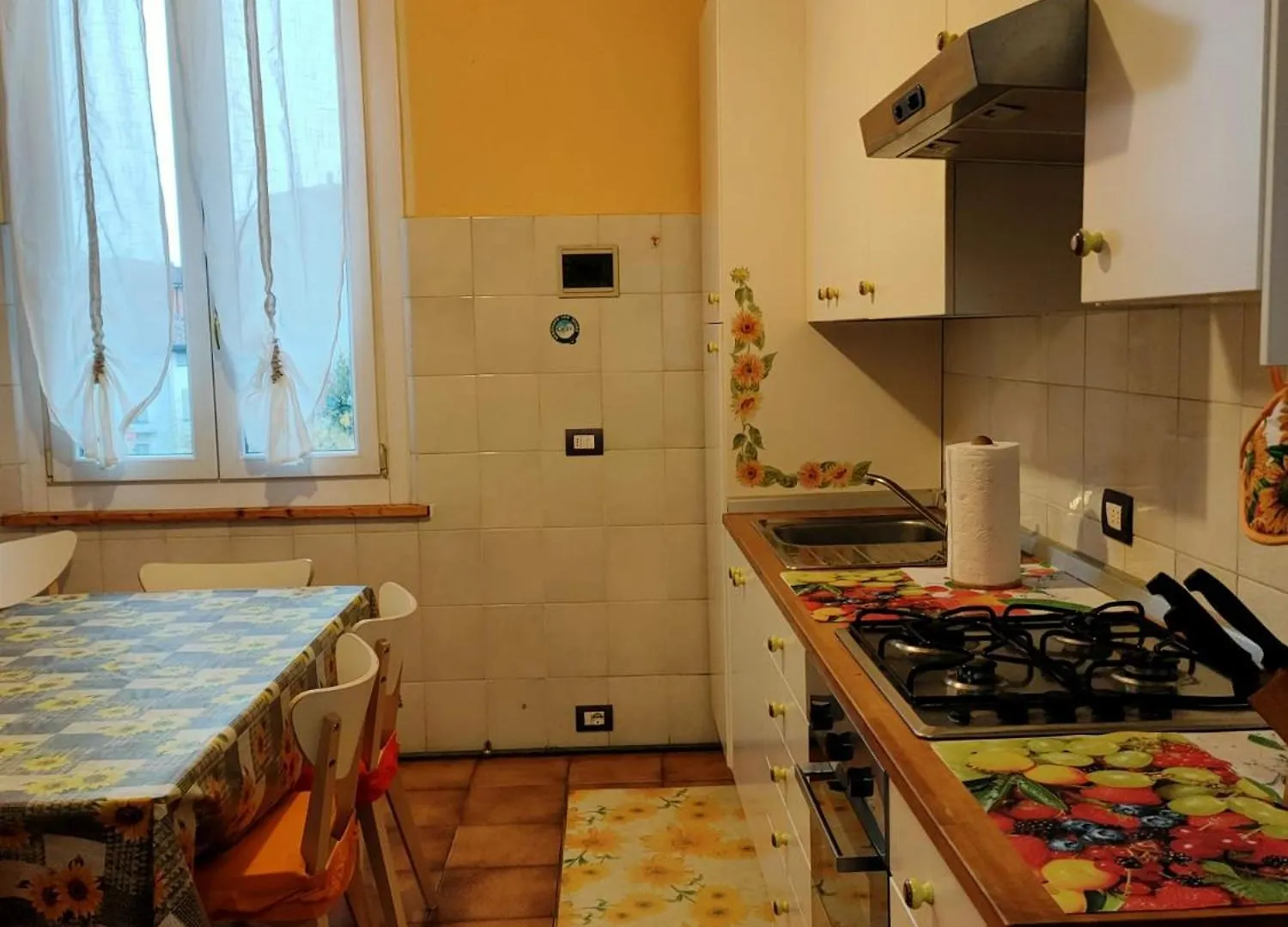 Casa Gialla Piacenza Apartment