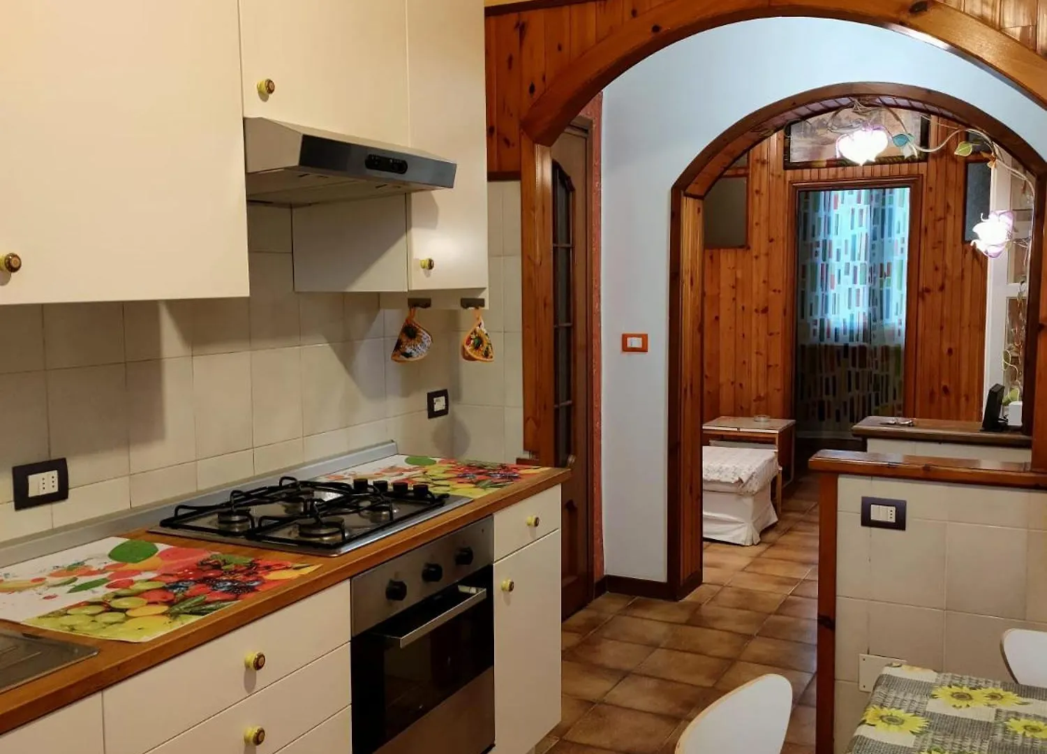 Casa Gialla contacts